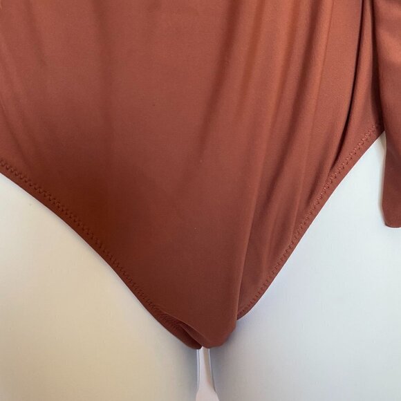 Cupshe Tawny One Piece Bathing Suit - Picture 5 of 12